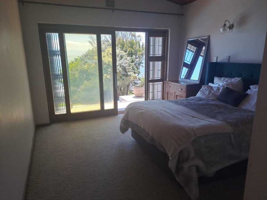 4 Bedroom Property for Sale in Linkside Western Cape